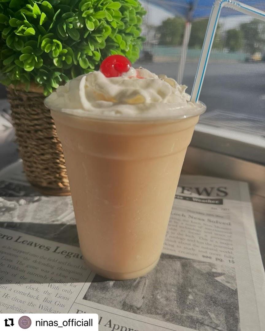 Nina's Cafe